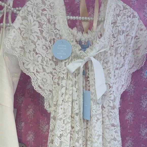 New with tags Hill house home Lace coco duster - Picture 6 of 10